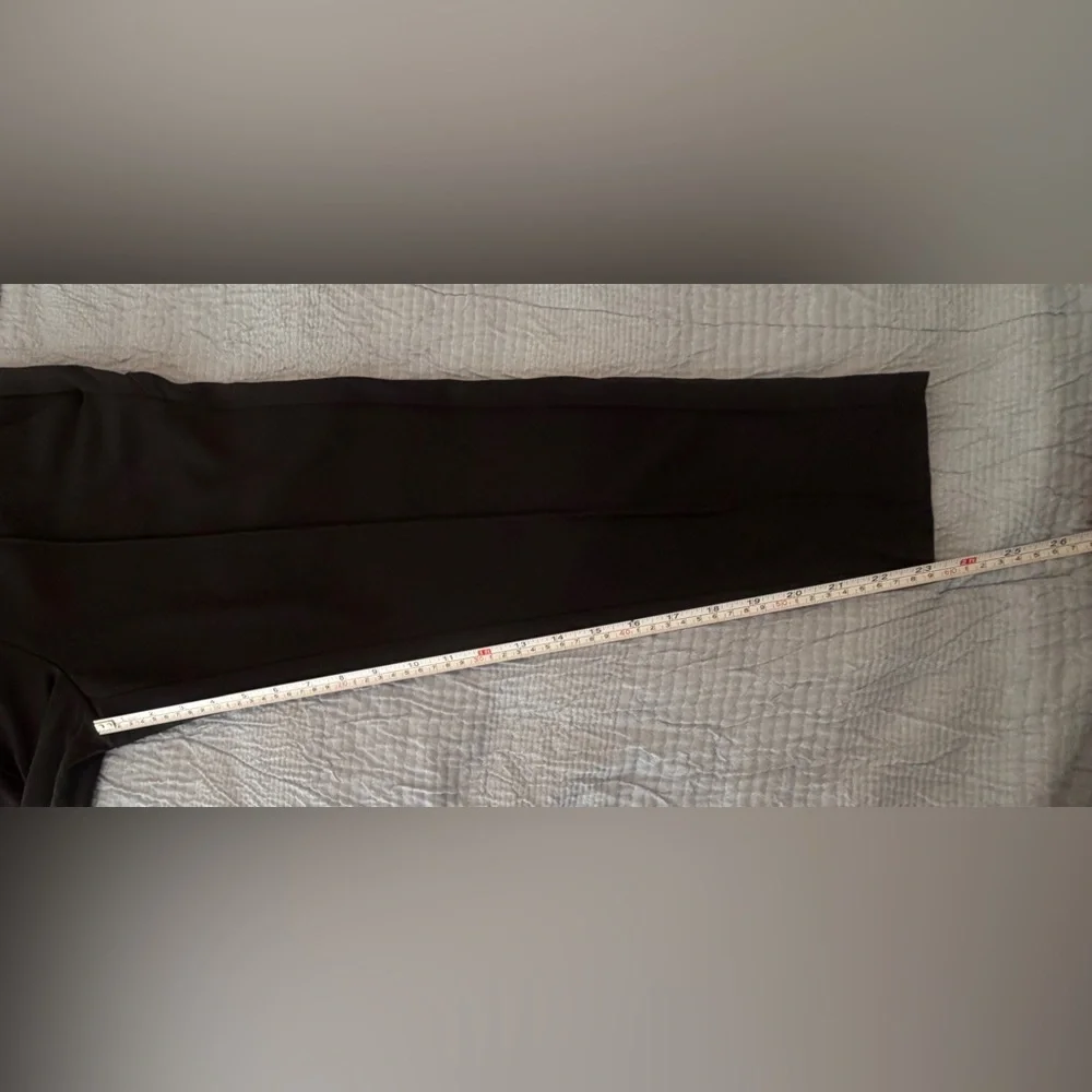 Athleta Black Venice Pintuck jogger